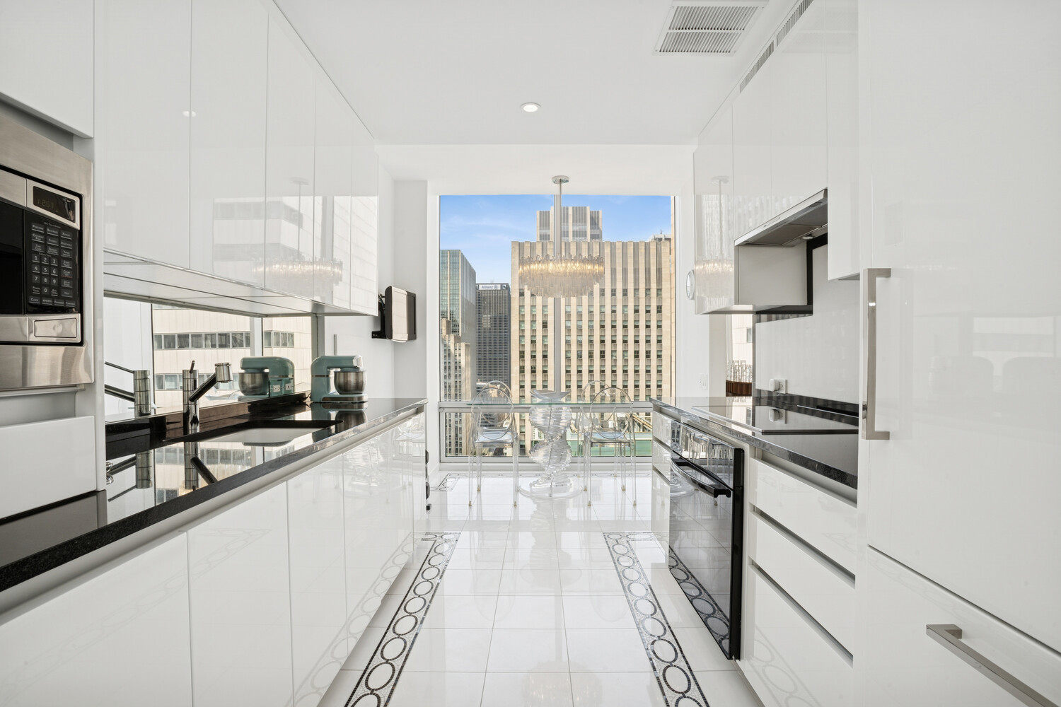 641 Fifth Avenue Midtown East New York NY 10022