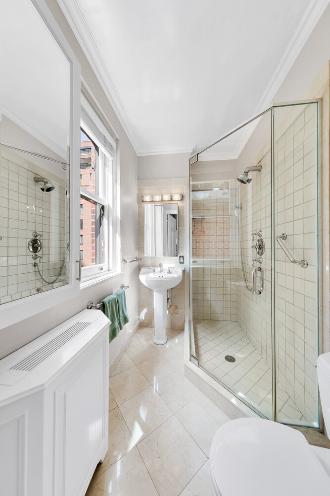 14 Sutton Place South 12F Sutton Place New York NY 10022