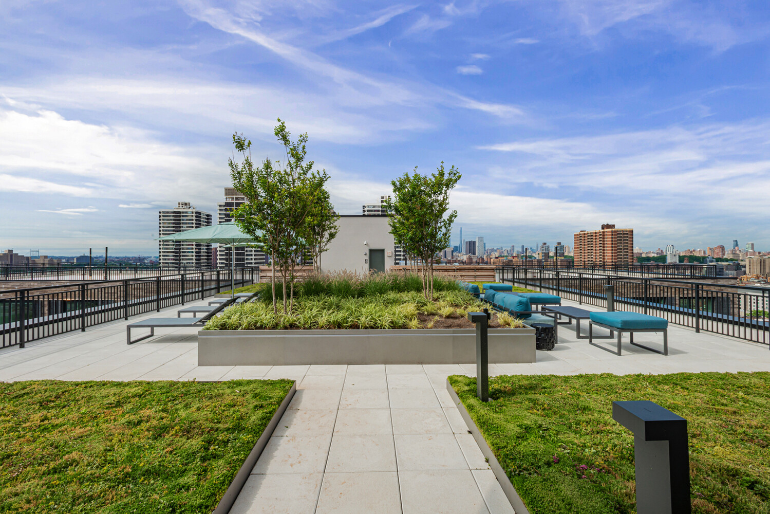 2319 Third Avenue East Harlem New York NY 10027