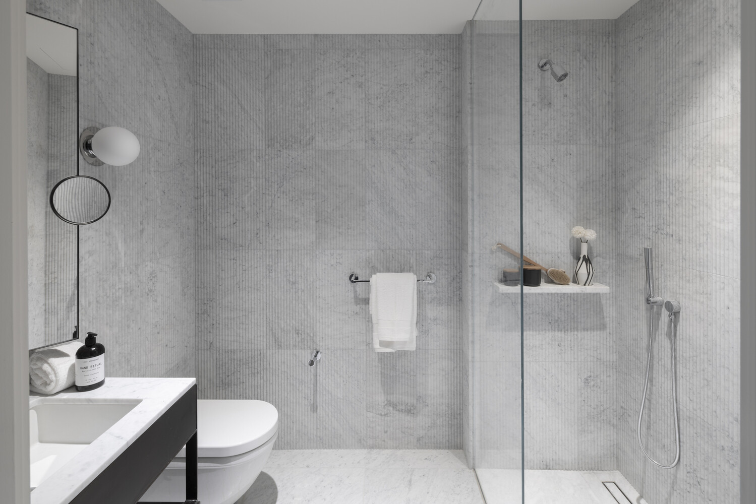 135 East 47th Street 24E Turtle Bay New York NY 10017