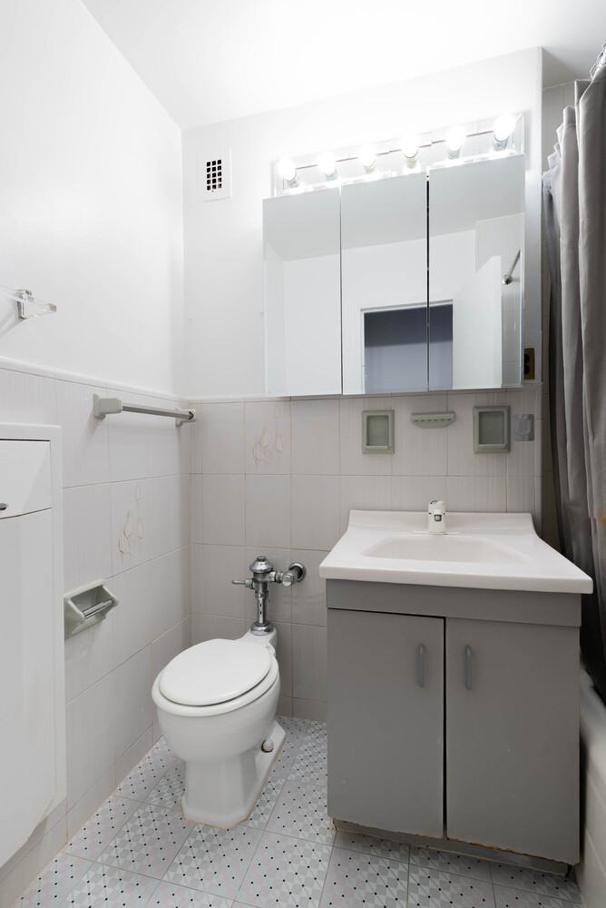 77 West 55th Street 4C Midtown West New York NY 10019