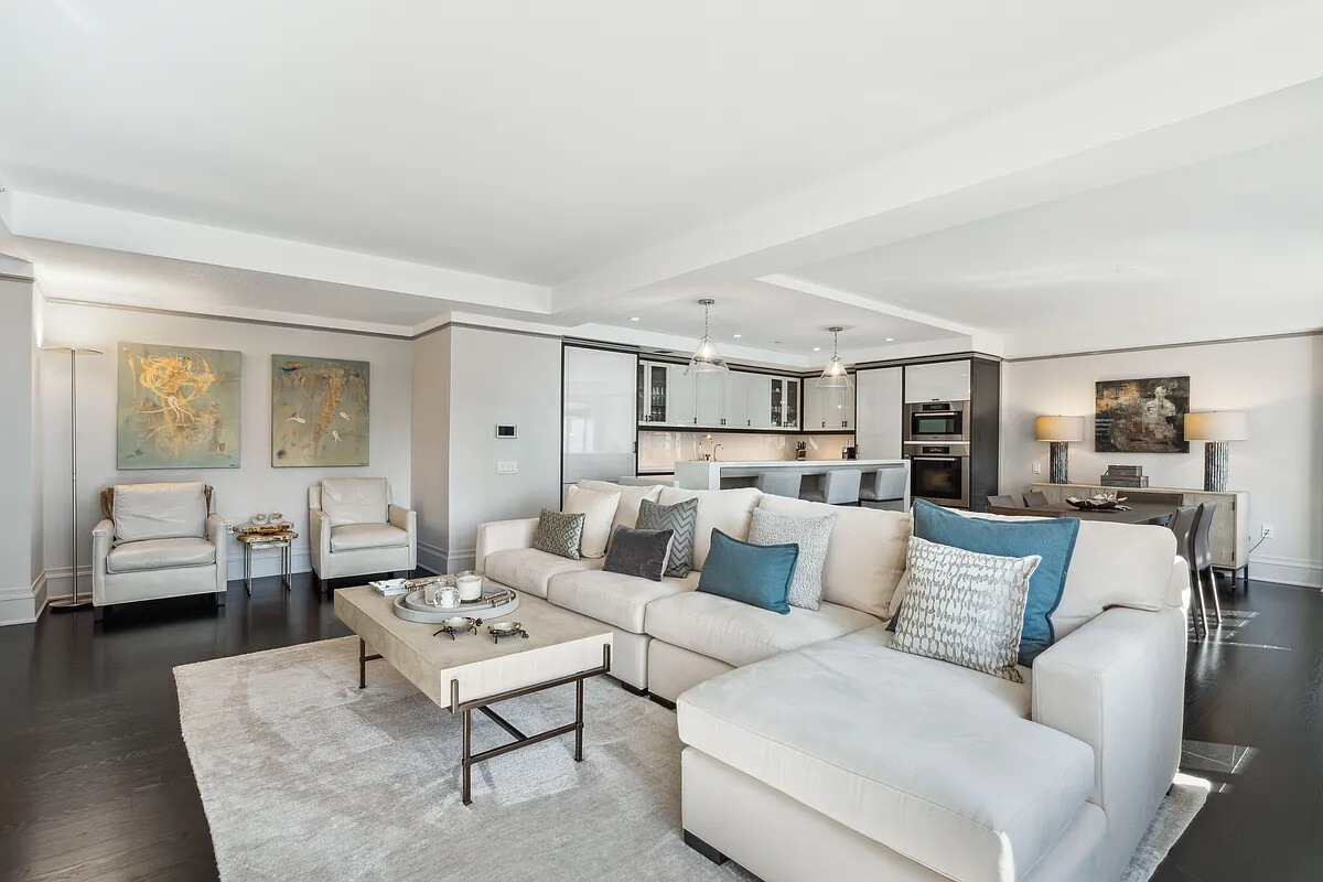 21 East 61st Street Upper East Side New York NY 10065