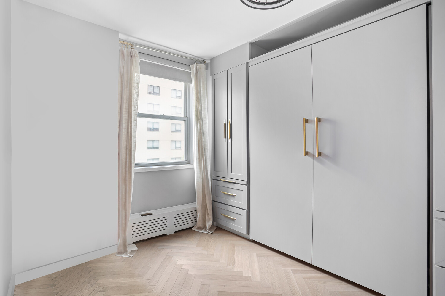 215 East 80th Street Upper East Side New York NY 10075