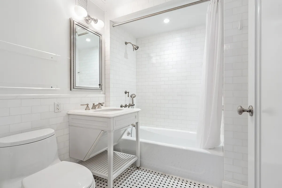 530 Park Avenue 5C Upper East Side New York NY 10065