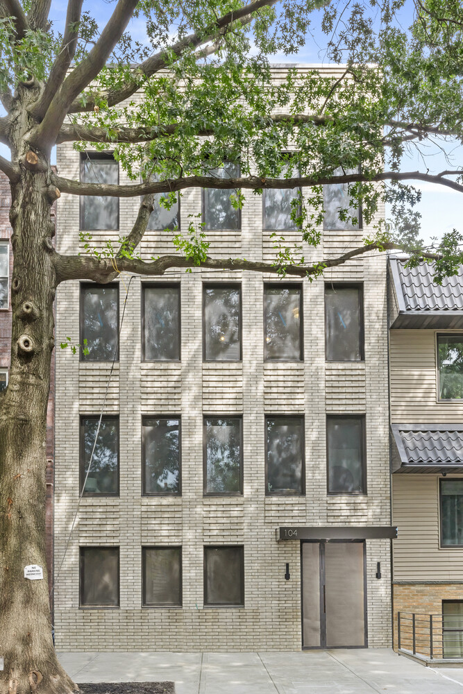 104 Newel Street 4 Greenpoint Brooklyn NY 11222