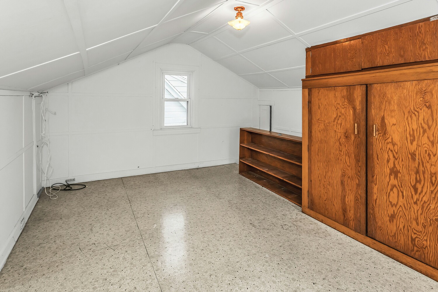 148-28 87th Avenue Briarwood Queens NY 11435