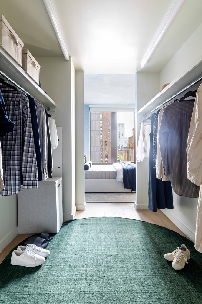 300 East 50th Street Turtle Bay New York NY 10022