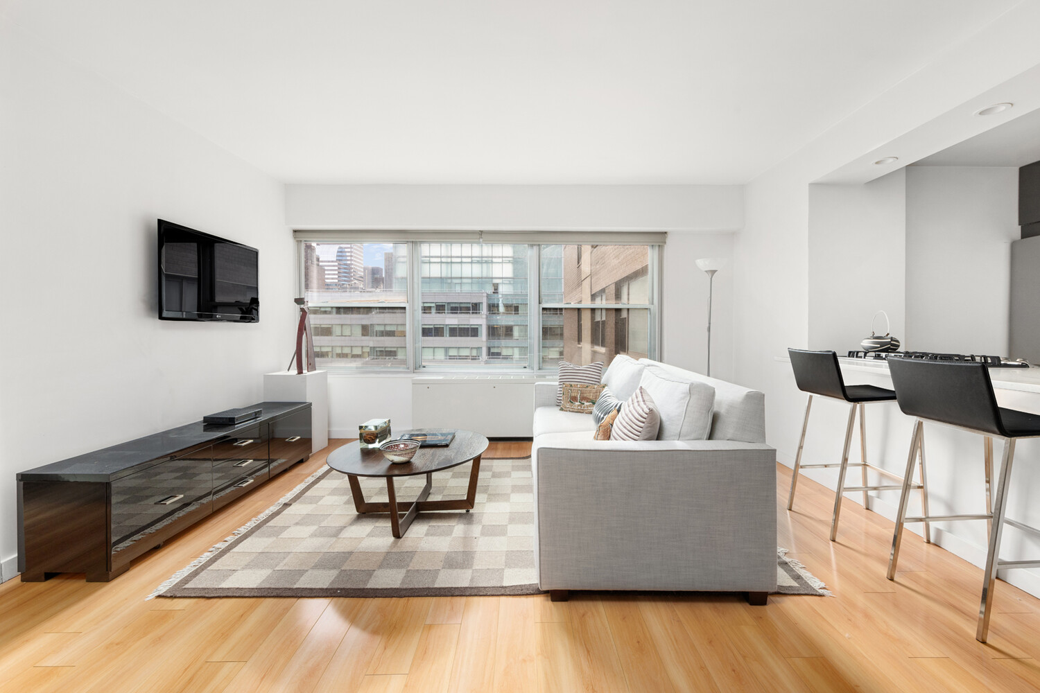 118 East 60th Street 19F Upper East Side New York NY 10022