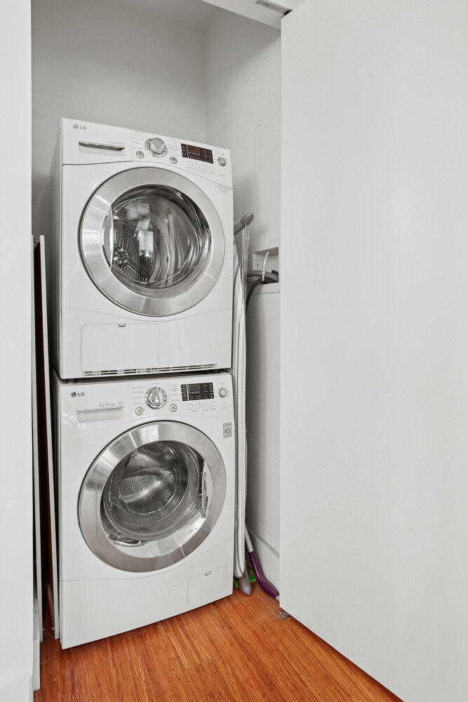 305 West 16th Street 3D Chelsea New York NY 10011