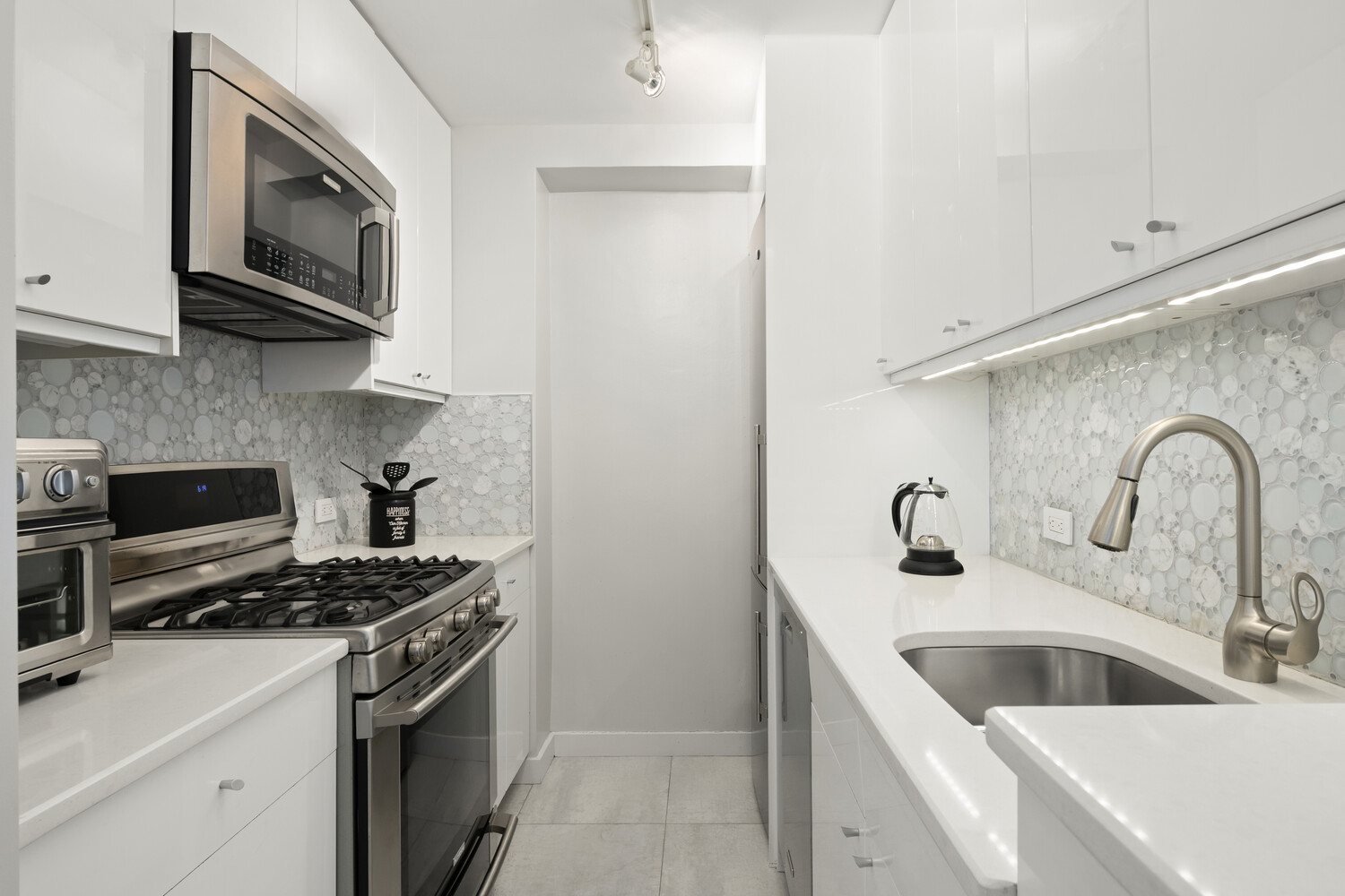 7 East 14th Street Flatiron District New York NY 10003