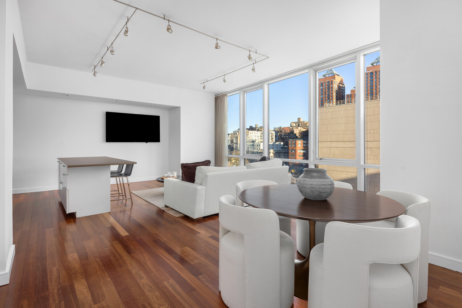 8 Union Square South 7B Greenwich Village New York NY 10003