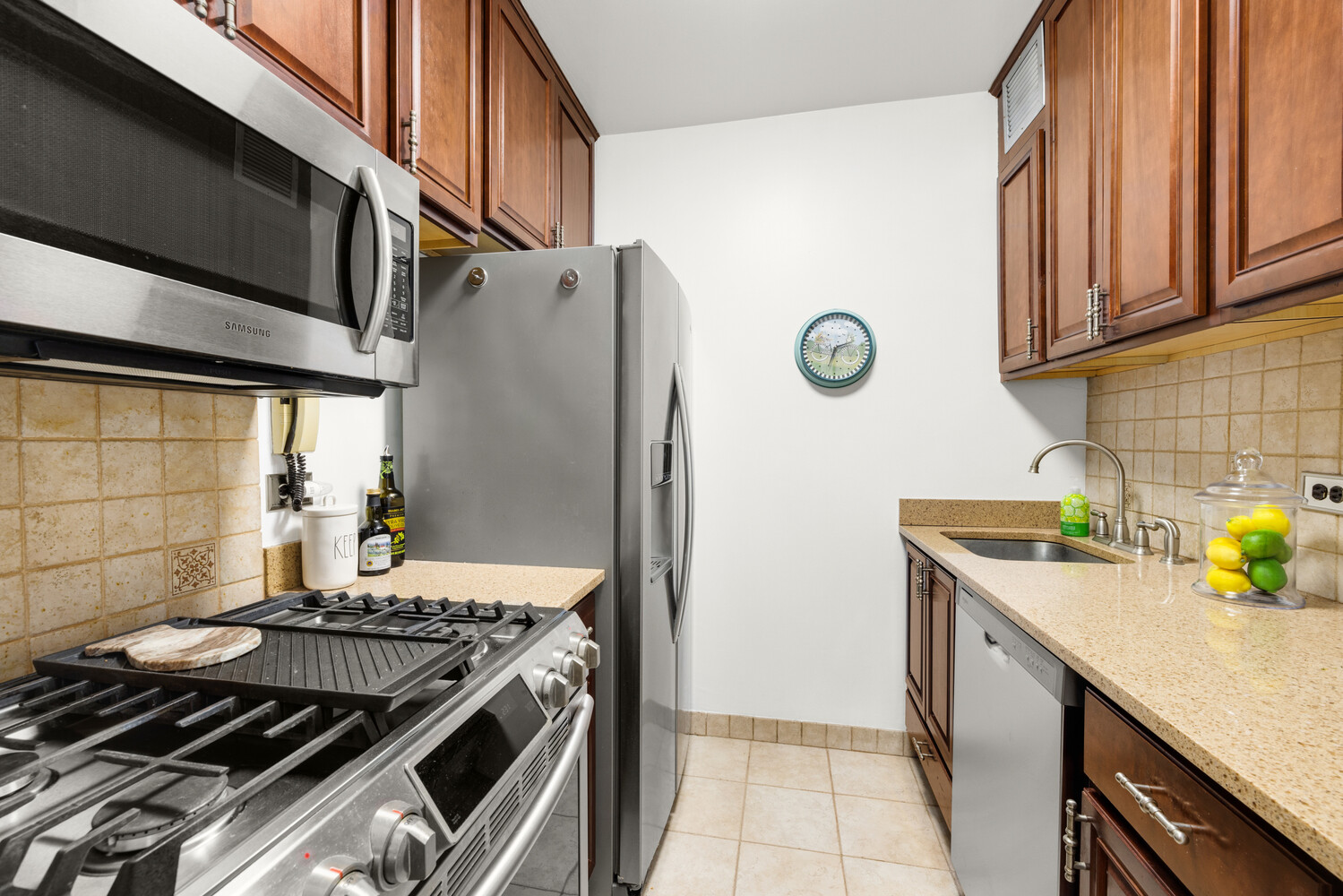 515 East 79th Street 4E Upper East Side New York NY 10075