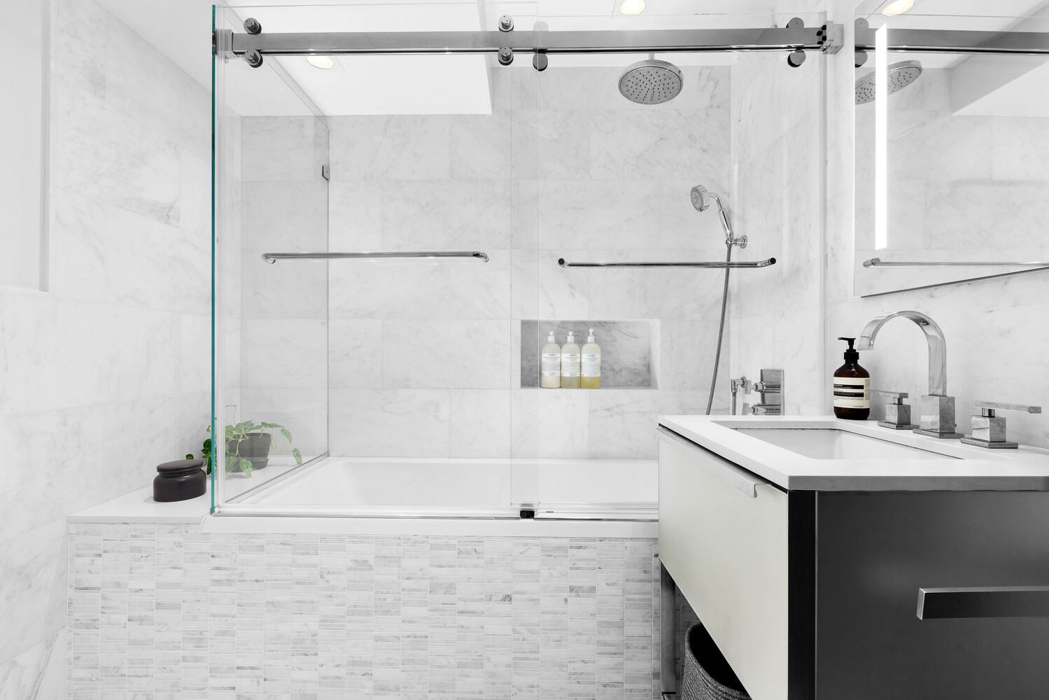 205 East 16th Street Gramercy Park New York NY 10003