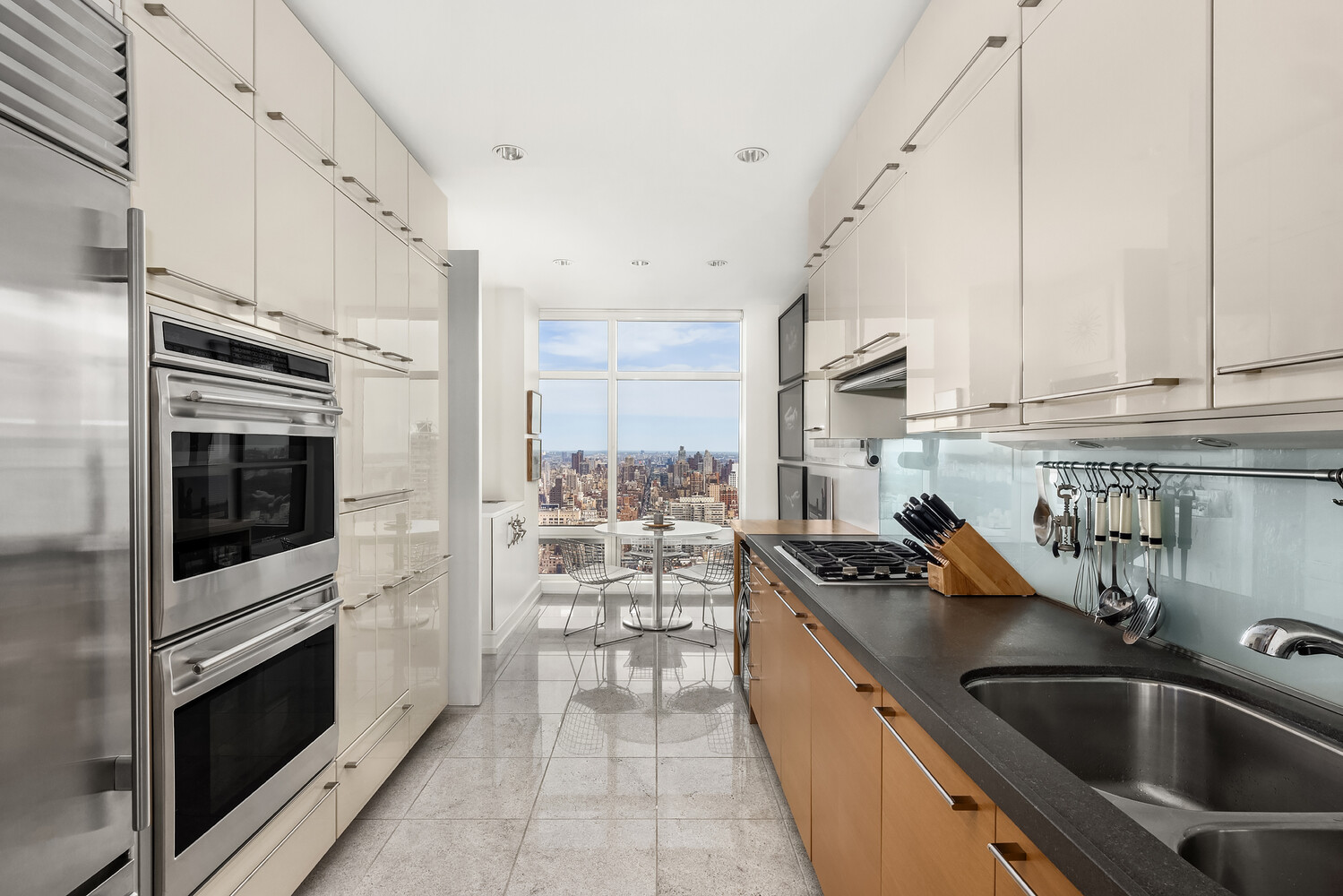 151 East 58th Street Midtown East New York NY 10022