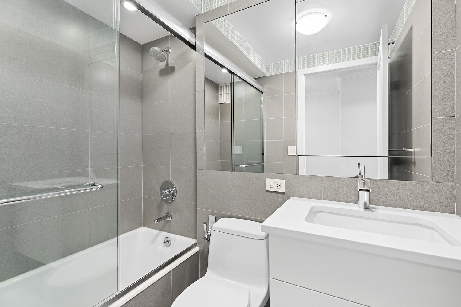 300 East 59th Street Sutton Place New York NY 10022