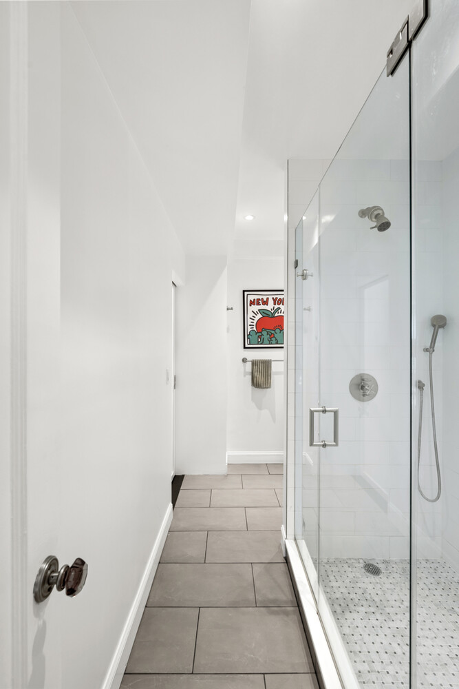 24 Fifth Avenue Greenwich Village New York NY 10011