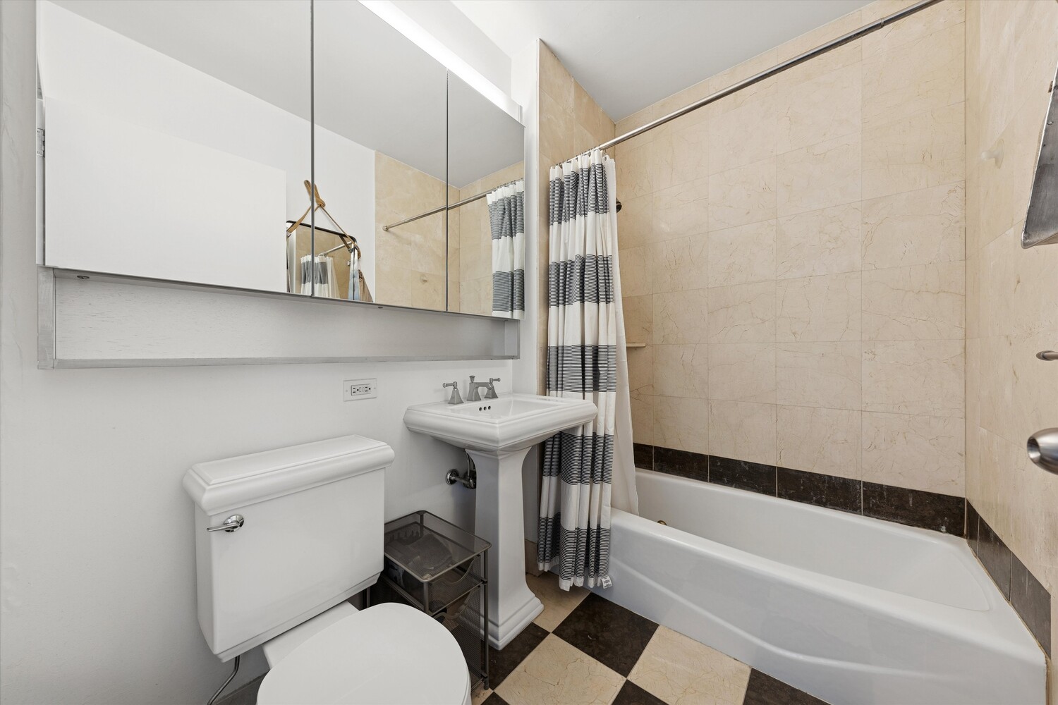 20 River Terrace 16G Battery Park City New York NY 10282