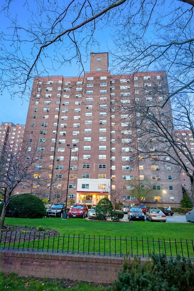 225 Adams Street Downtown Brooklyn NY 11201