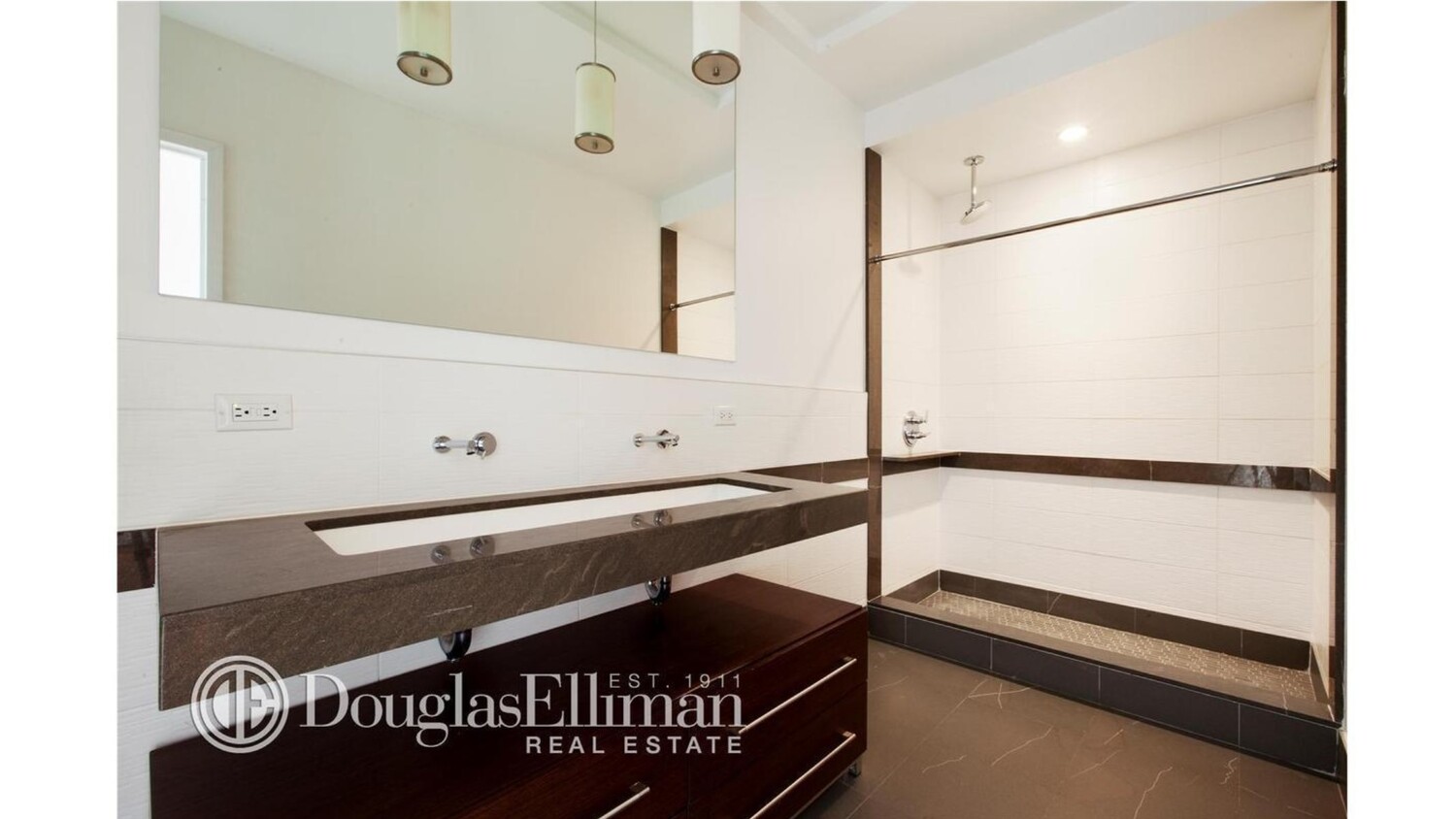 41-17 Crescent Street Long Island City Queens NY 11101