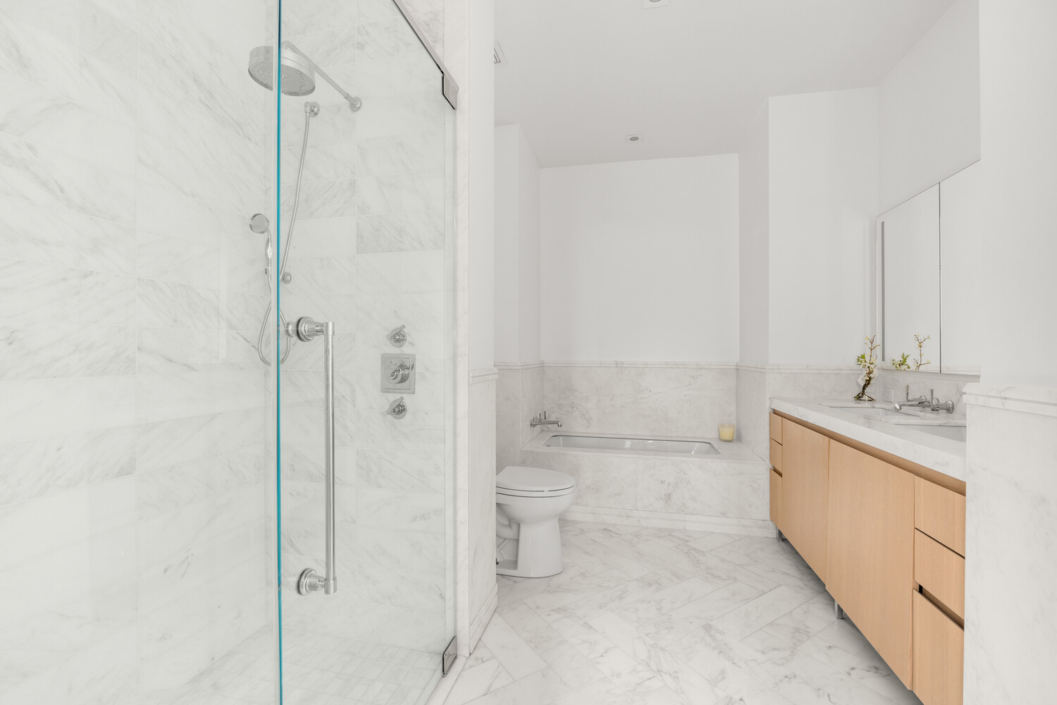 215 East 19th Street 12H Gramercy Park New York NY 10003