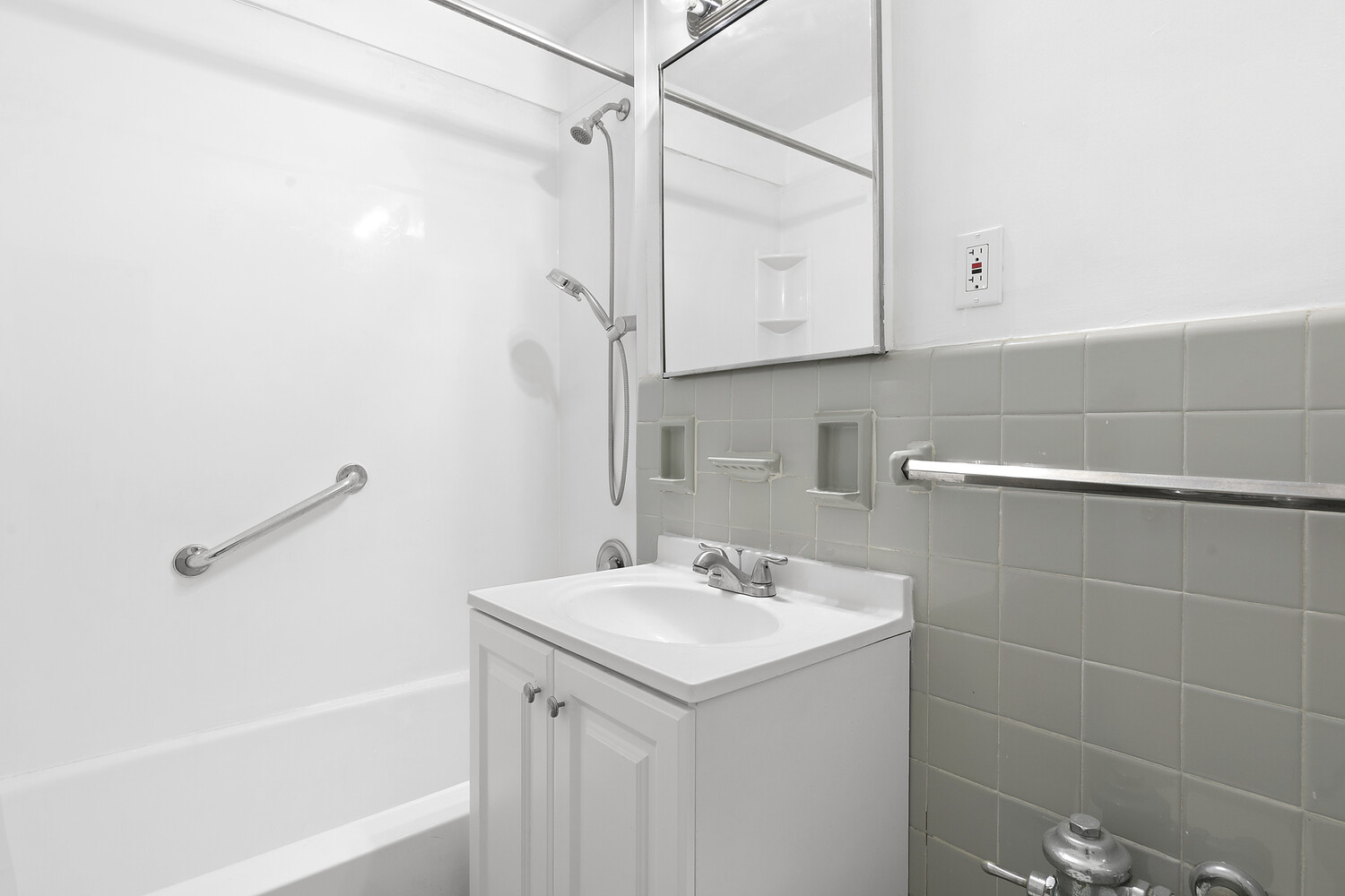 77 West 55th Street 10H Midtown West New York NY 10019