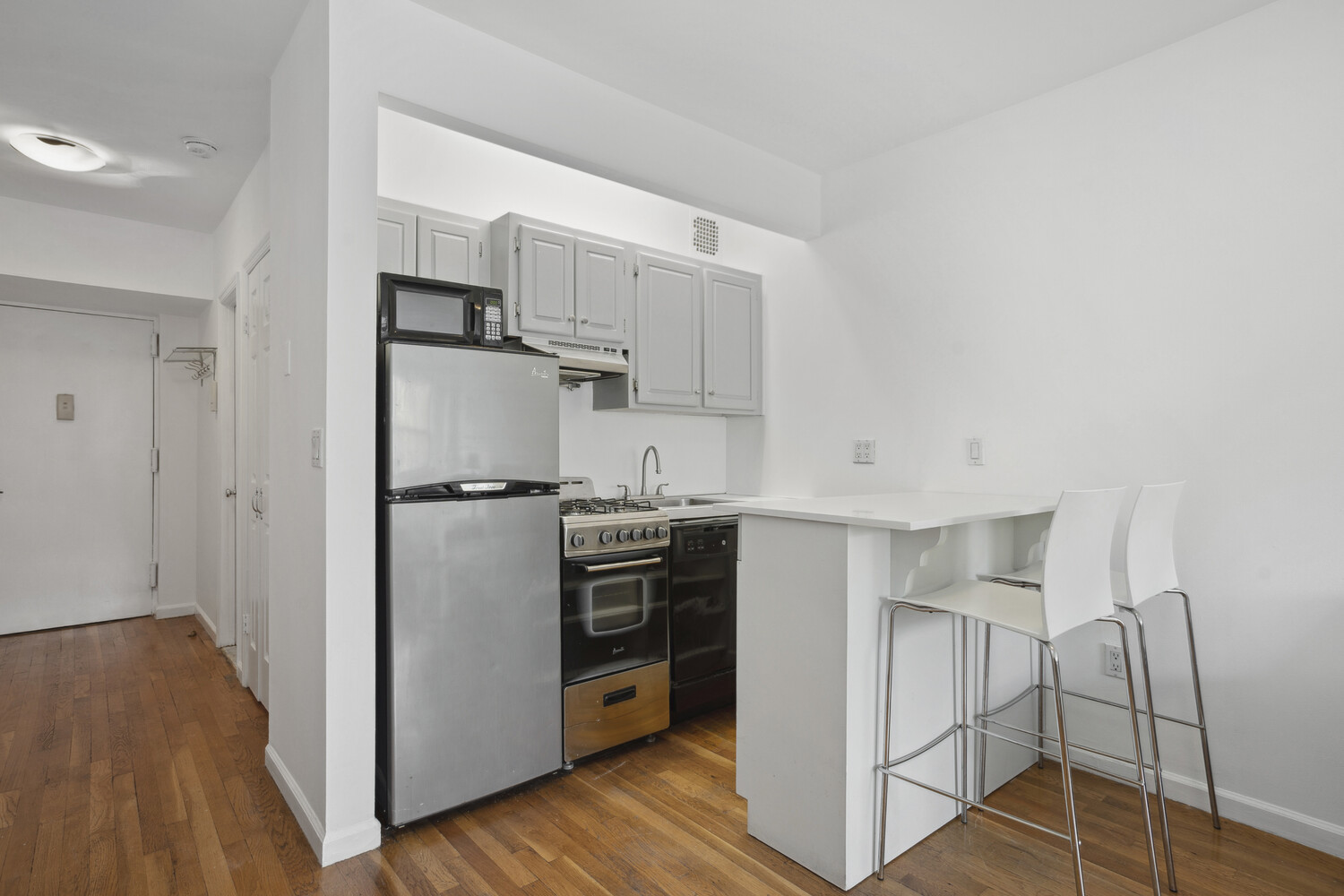 186 West 80th Street 6D Upper West Side New York NY 10024