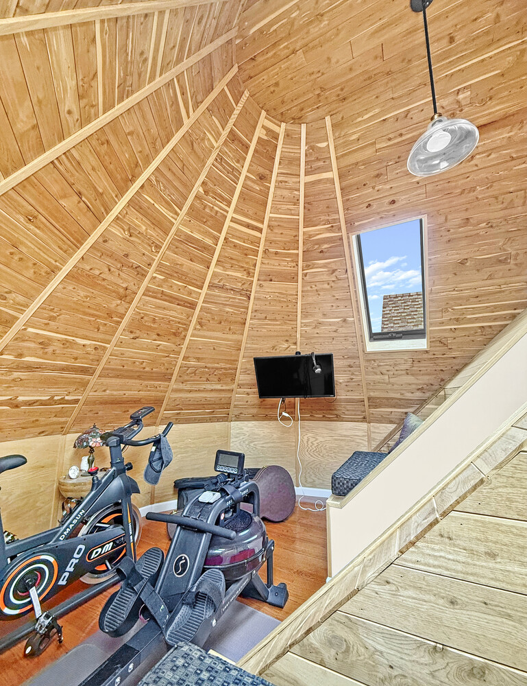 1265 86th Street Dyker Heights Brooklyn NY 11228