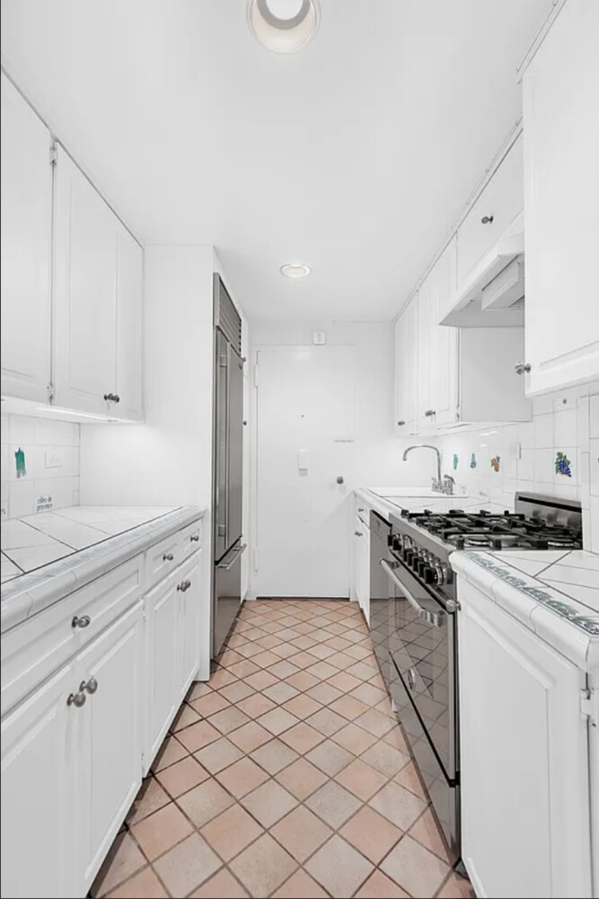 60 Sutton Place South 12AS Sutton Place New York NY 10022