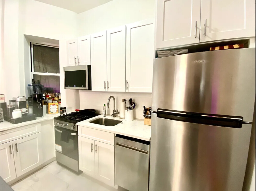 220 East 36th Street Murray Hill New York NY 10016