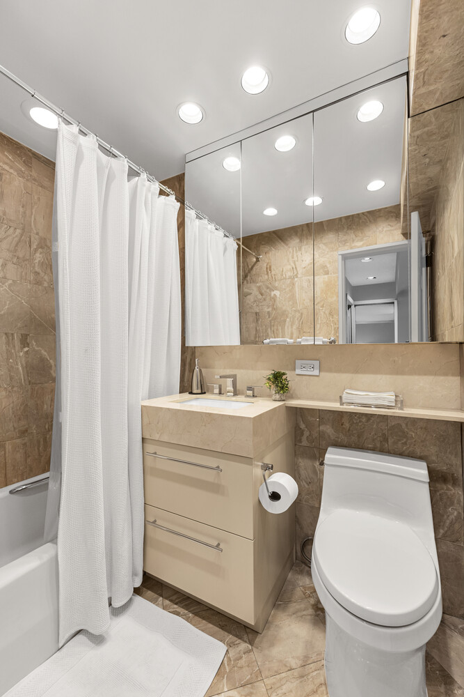 207 East 74th Street PHG Upper East Side New York NY 10021