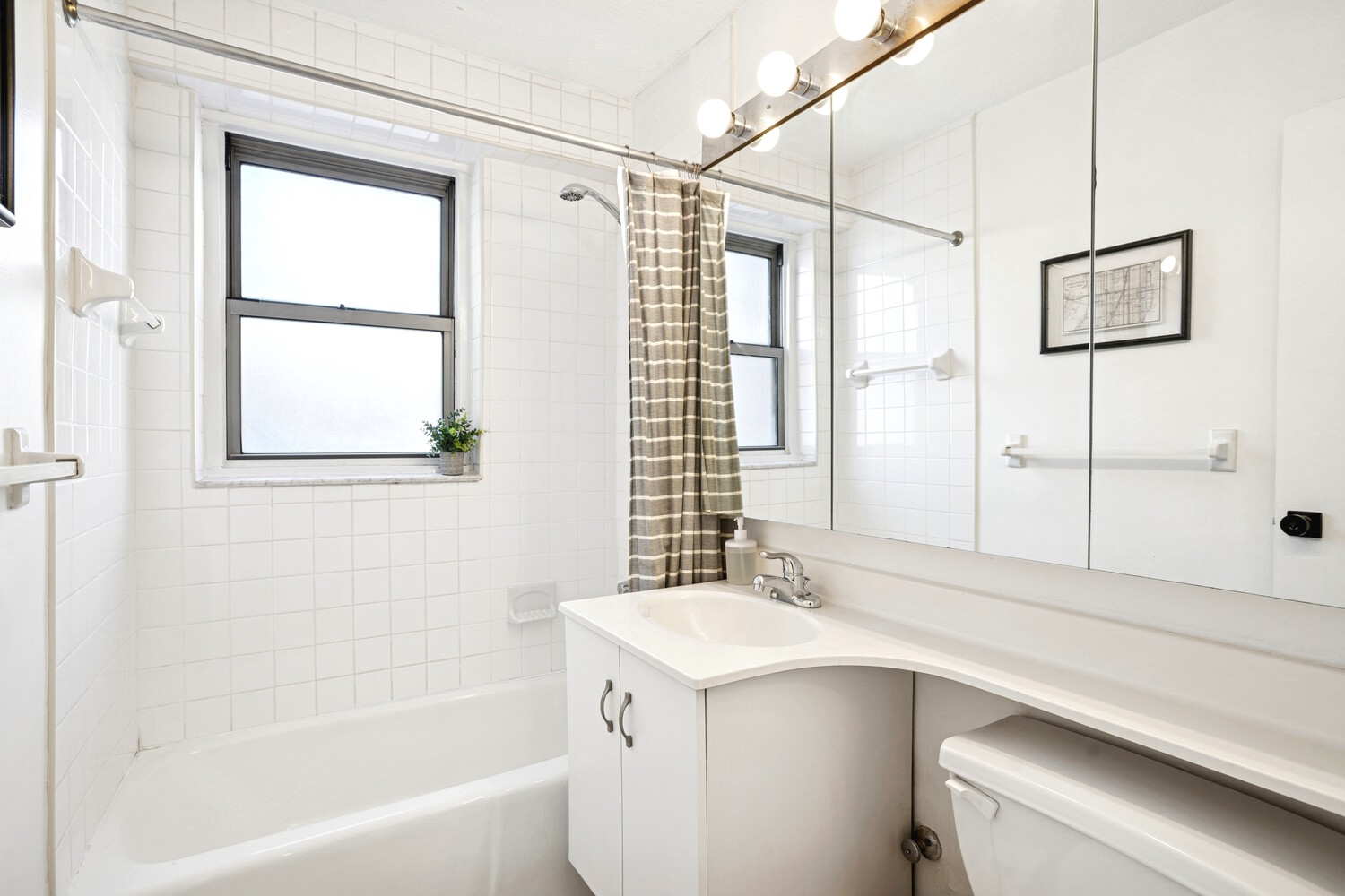 132 East 35th Street 12L Murray Hill New York NY 10016