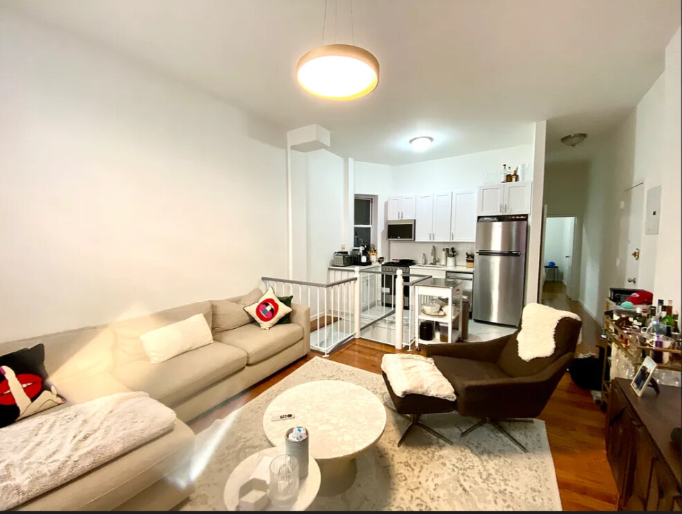 220 East 36th Street Murray Hill New York NY 10016