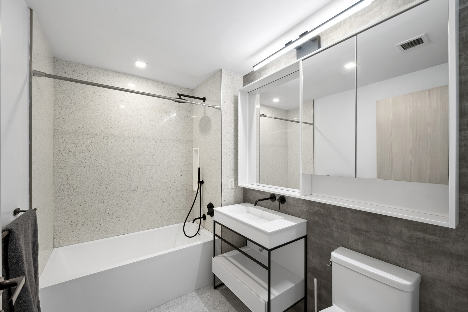 181 East 101st Street 606 East Harlem New York NY 10029