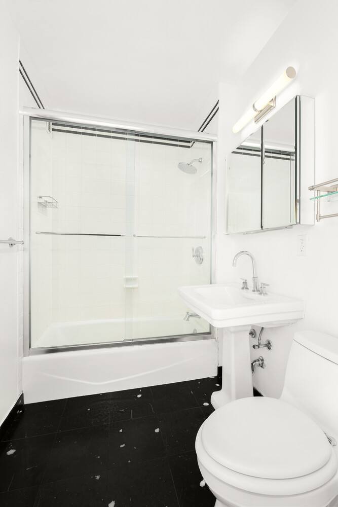 22 West 15th Street Flatiron District New York NY 10011