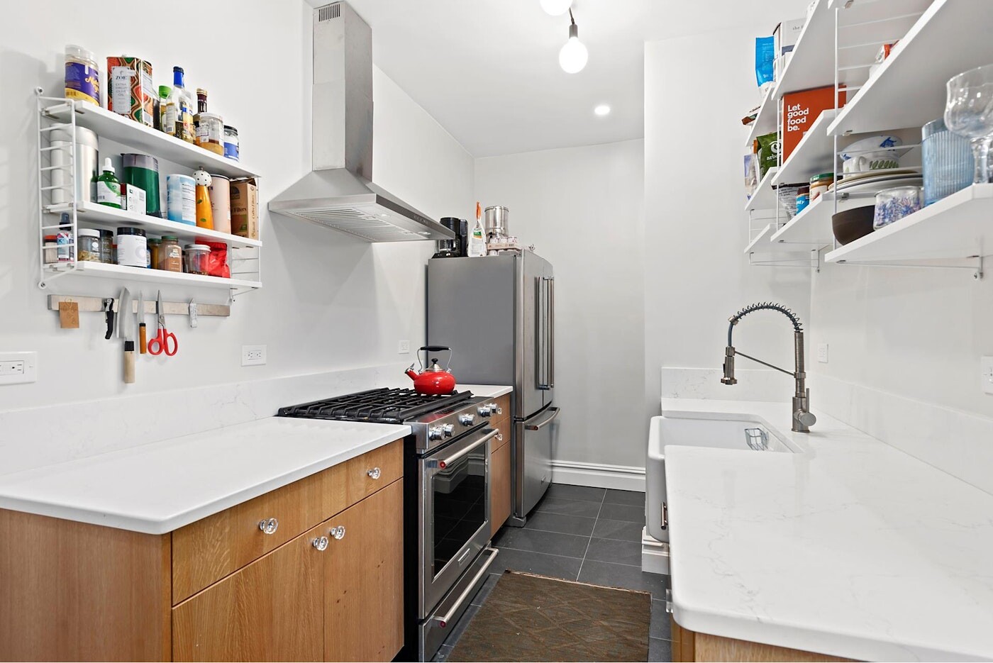 83-10 35th Avenue 3W Jackson Heights Queens NY 11373