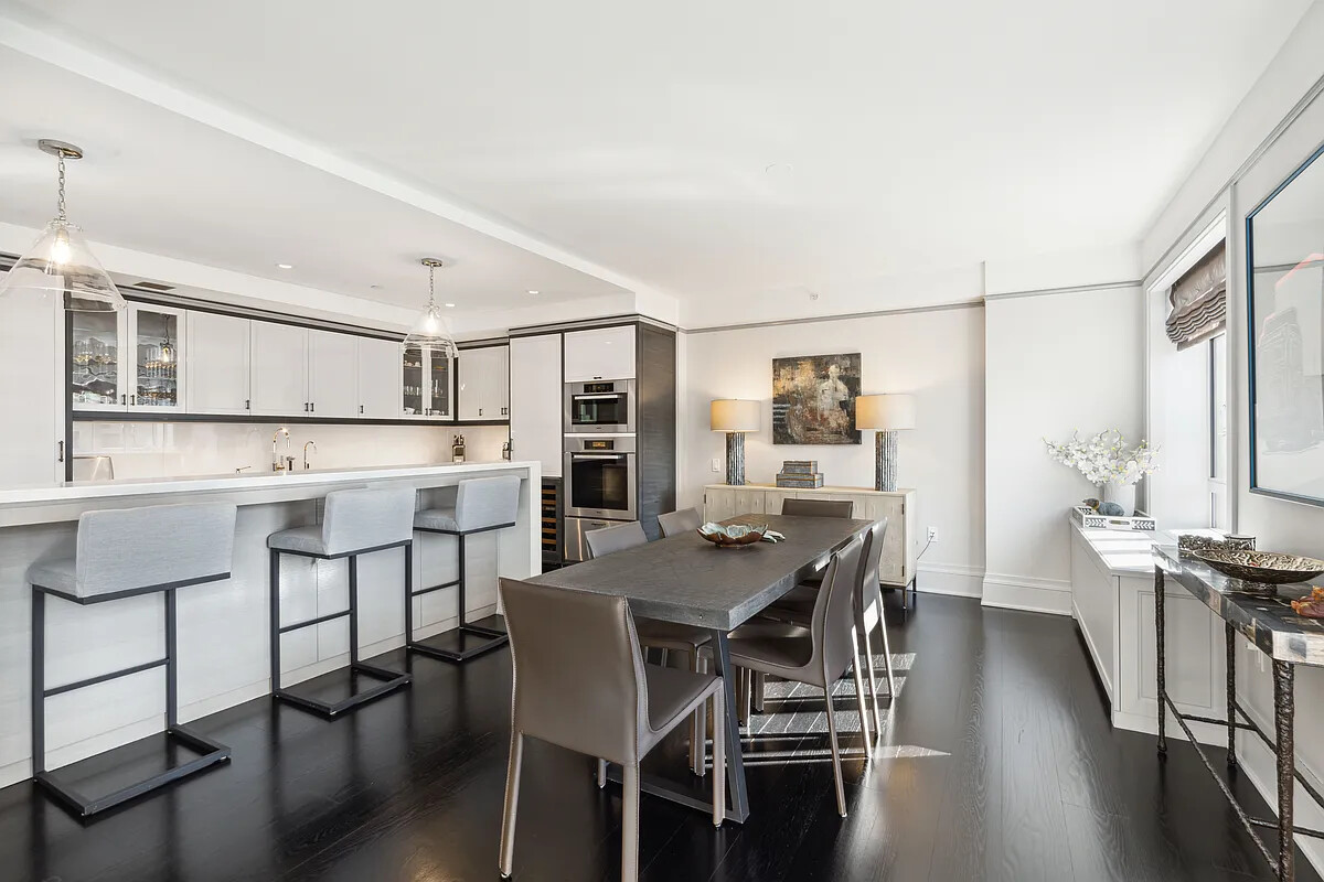 21 East 61st Street Upper East Side New York NY 10065