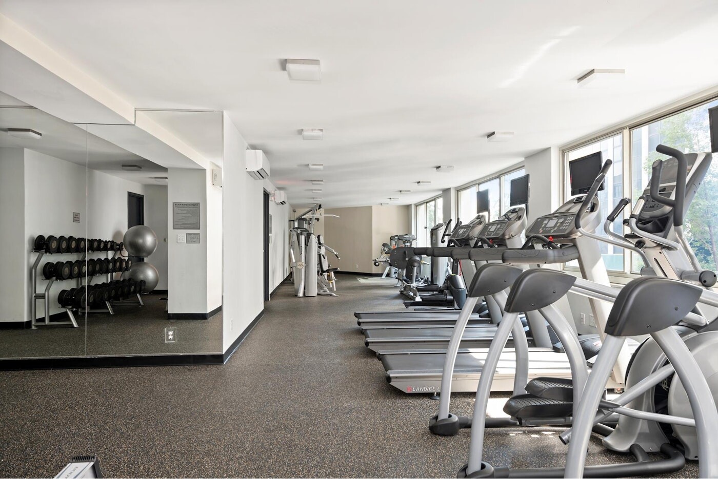 333 East 45th Street 31C Turtle Bay New York NY 10017