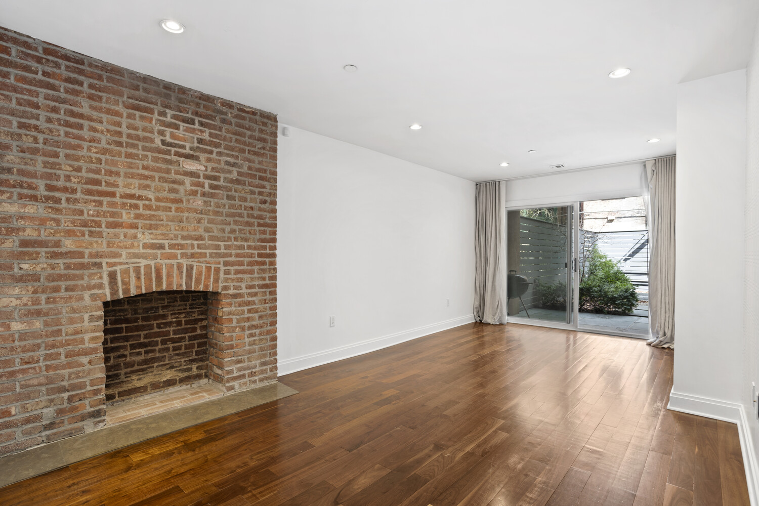 5 West 120th Street 1 Mt. Morris Park New York NY 10027