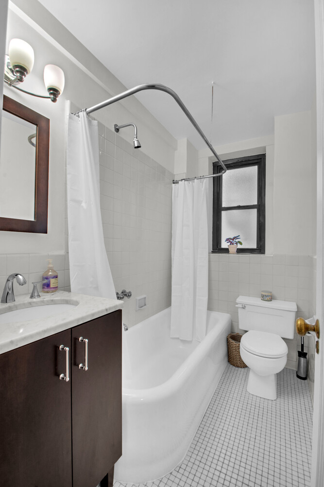 235 East 22nd Street Gramercy Park New York NY 10010