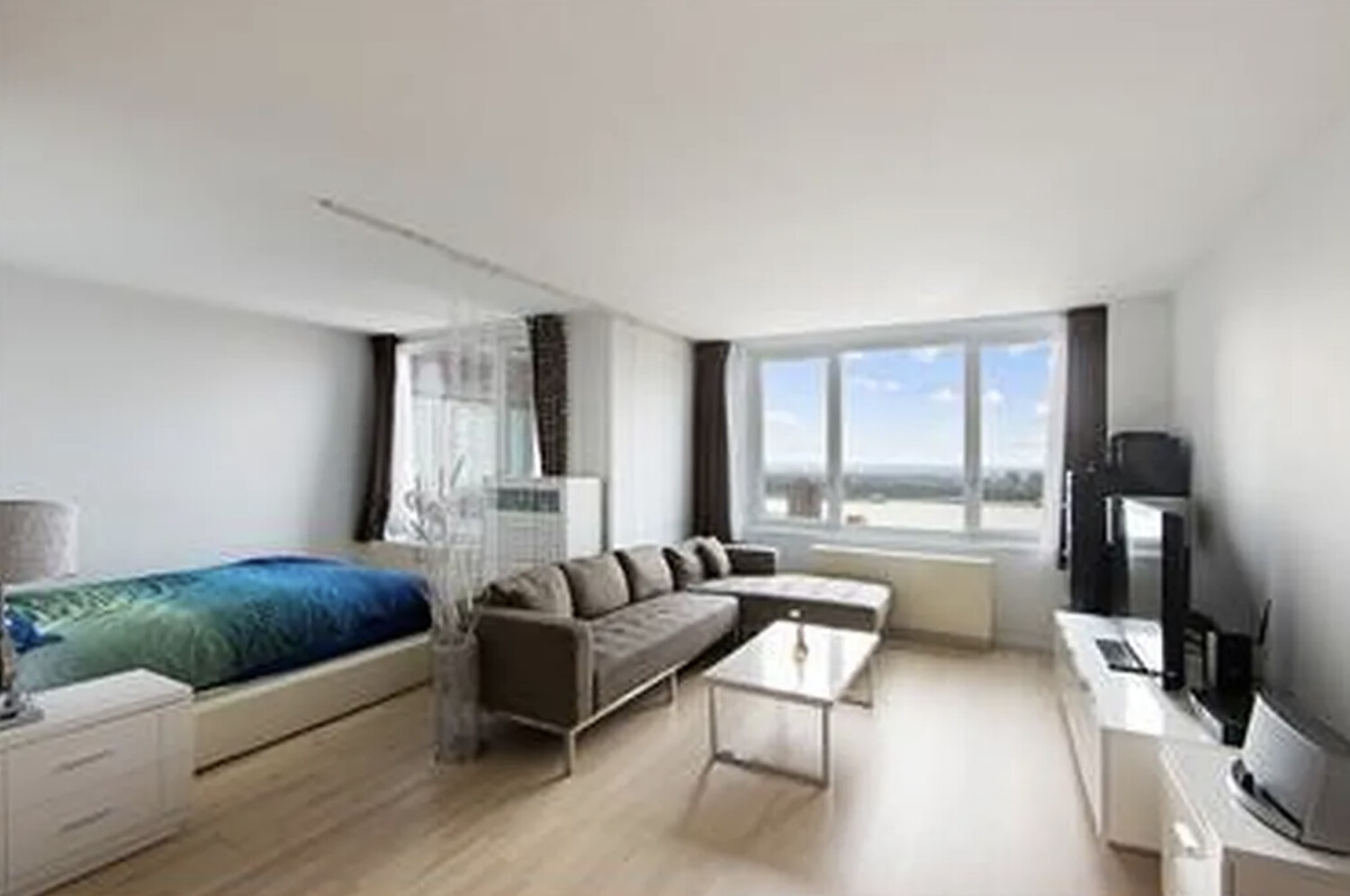 322 West 57th Street 48F Clinton New York NY 10019