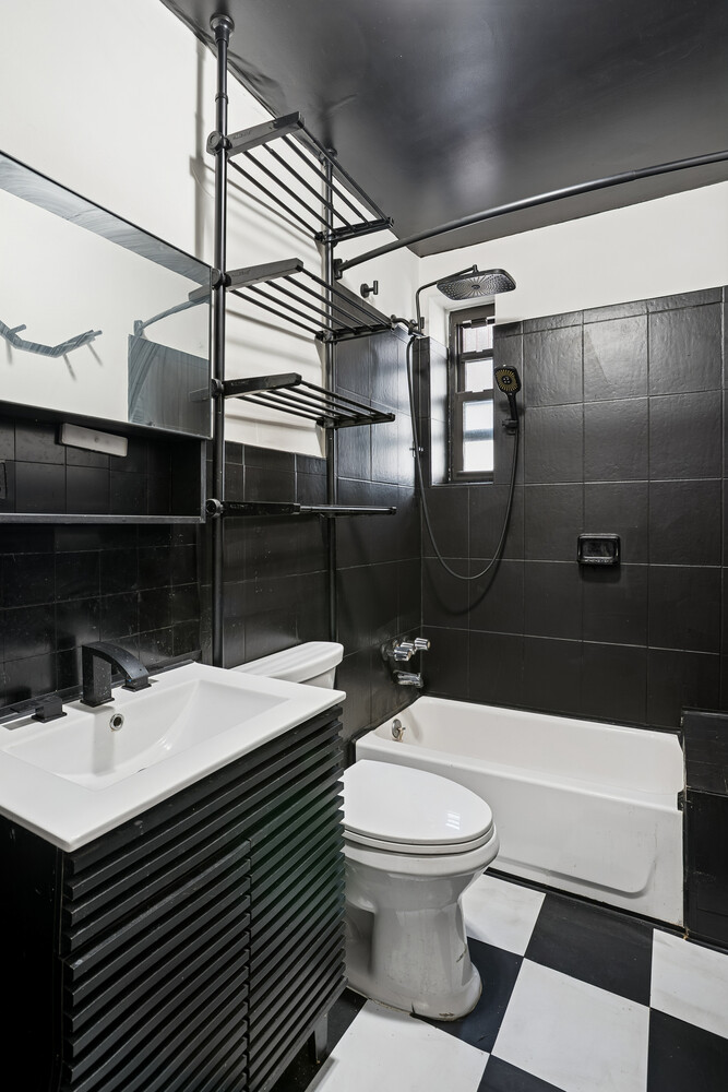 210 West 19th Street 3A Chelsea New York NY 10011