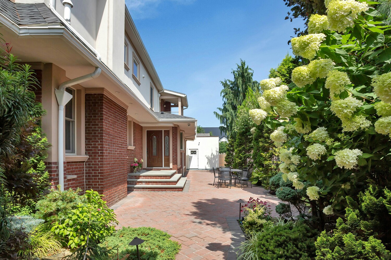 5 Boulevard Malba Queens NY 11357