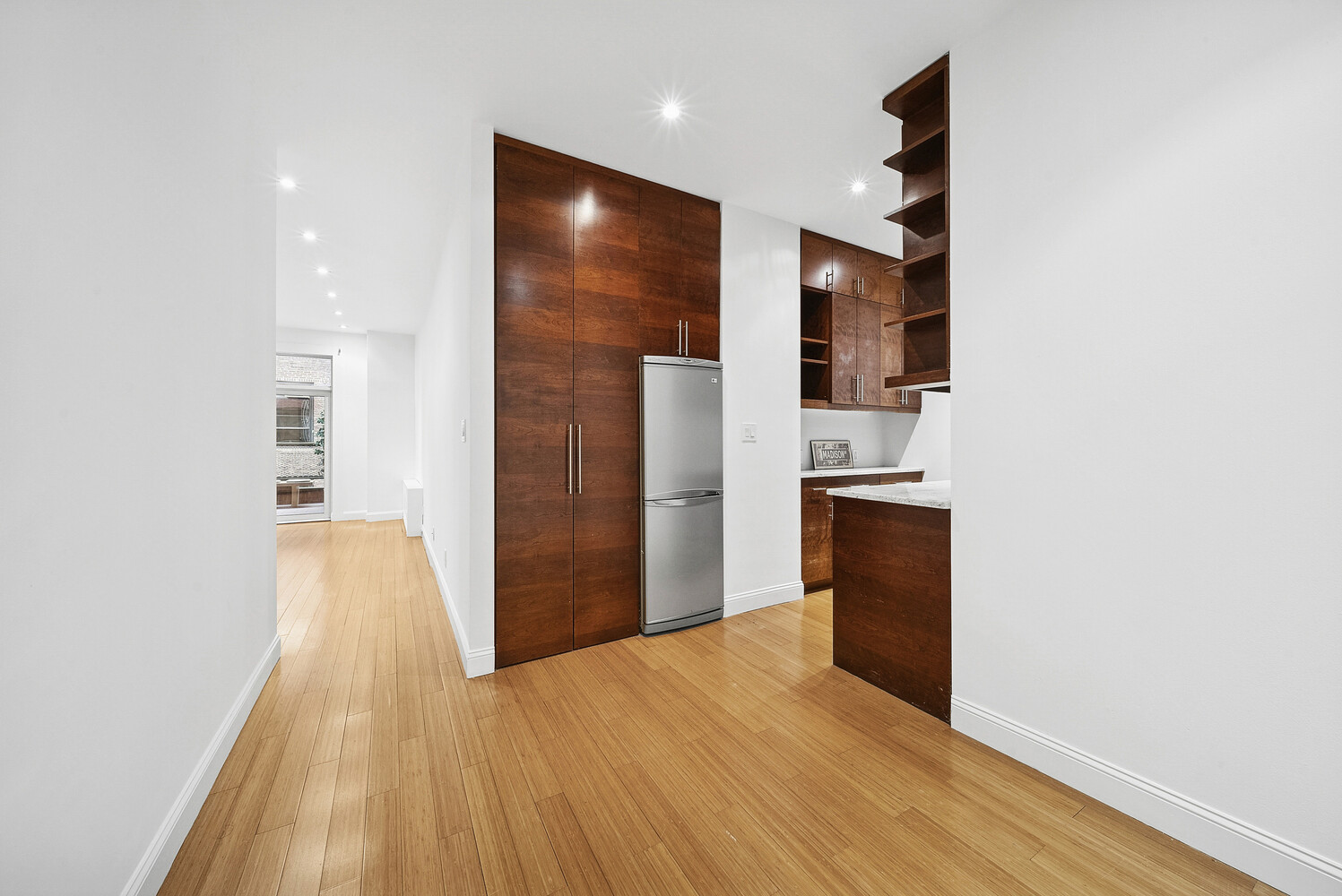 159 Madison Avenue 9B Murray Hill New York NY 10016