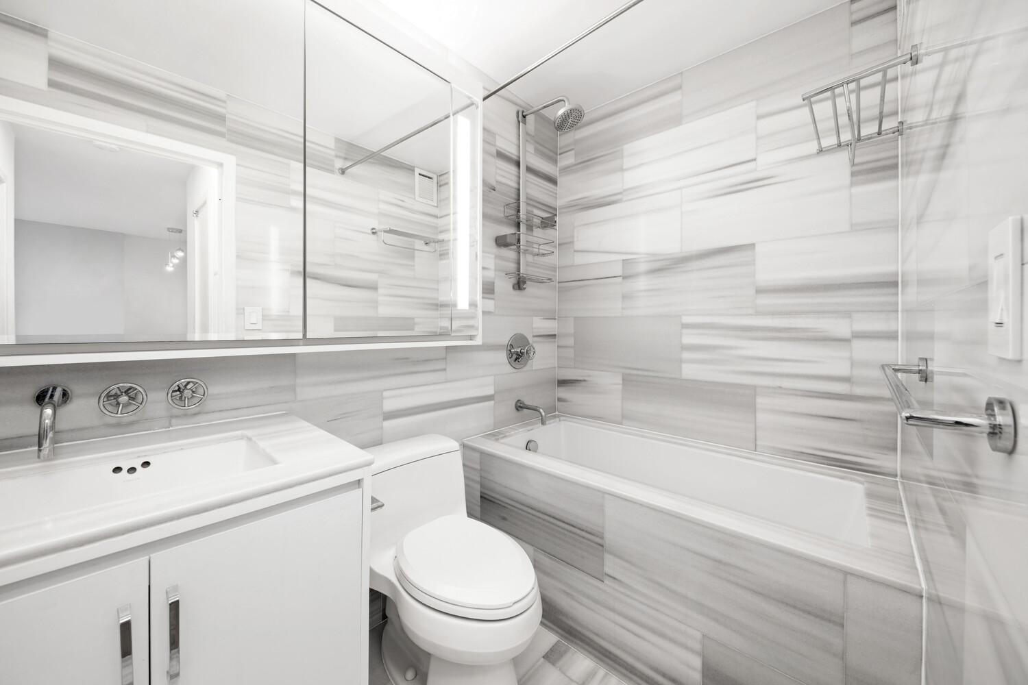 225 Rector Place 19E Battery Park City New York NY 10280