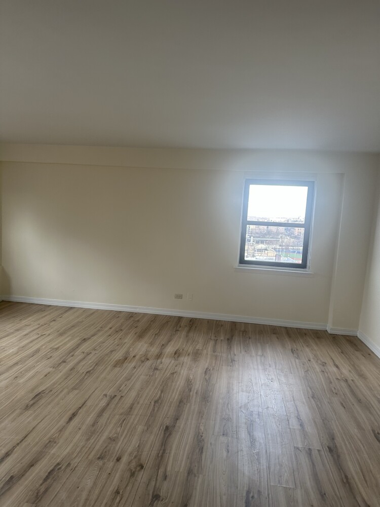 579 West 215th Street 10C Inwood New York NY 10034