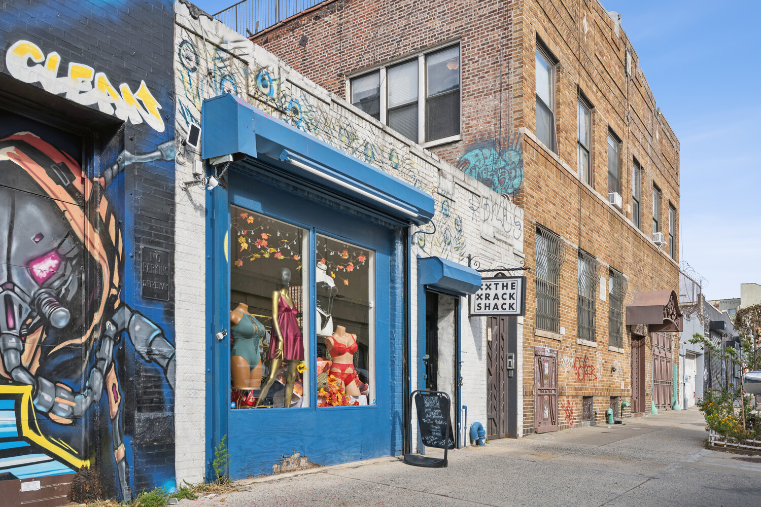 17 Thames Street East Williamsburg Brooklyn NY 11206