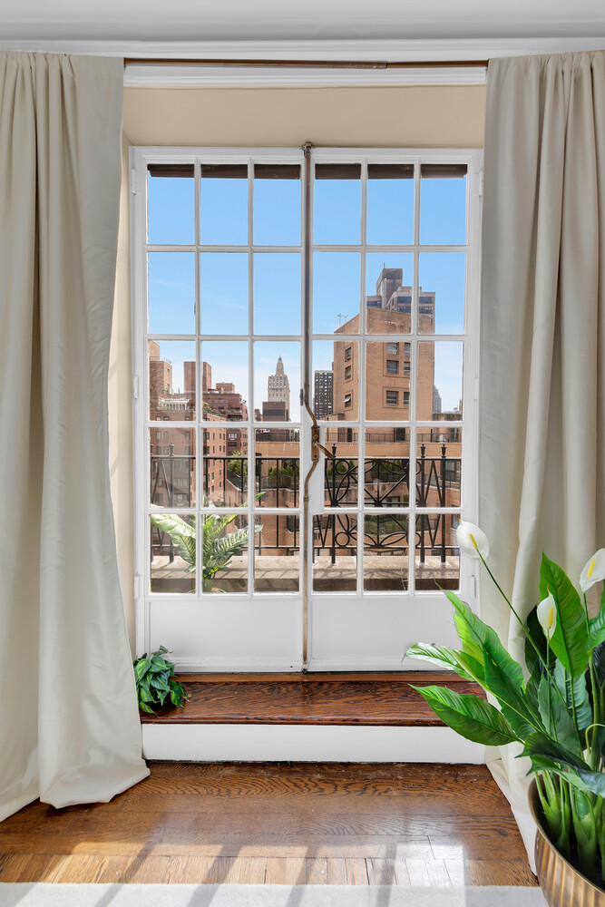 14 Sutton Place South 12F Sutton Place New York NY 10022
