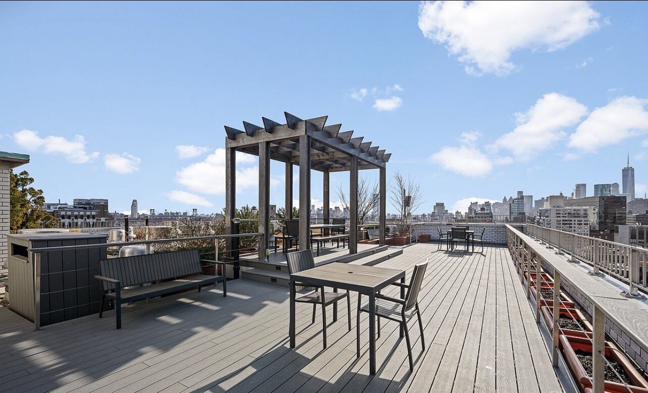 111 Third Avenue 11G E. Greenwich Village New York NY 10003