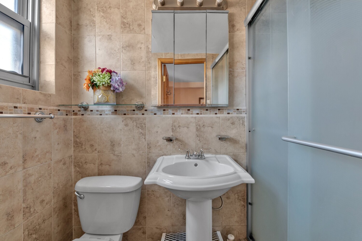 61-15 97th Street 5A Forest Hills Queens NY 11374