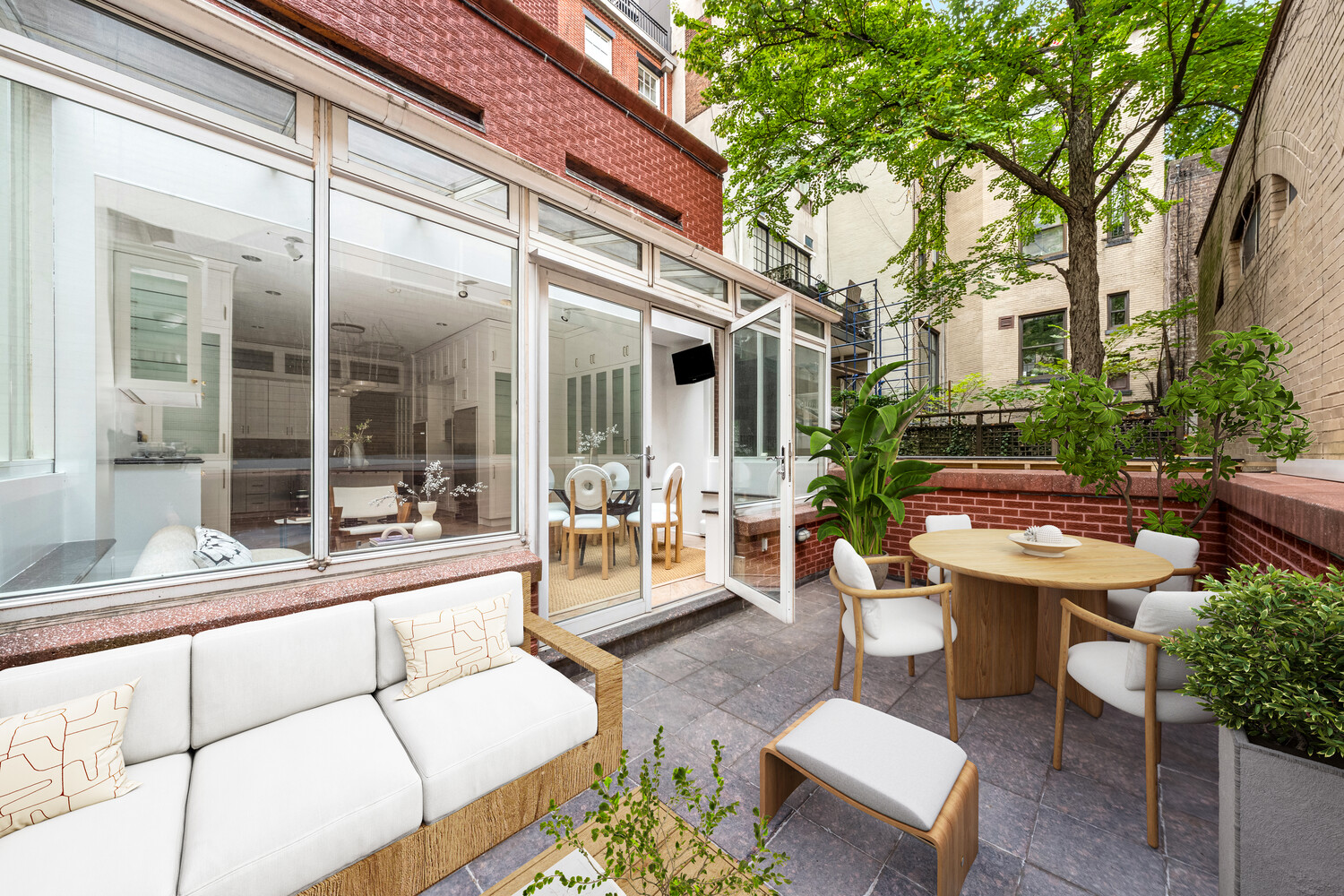51 East 67th Street Upper East Side New York NY 10065
